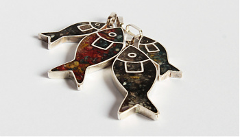 Színes halacskák - Kézzel festett kagylóval